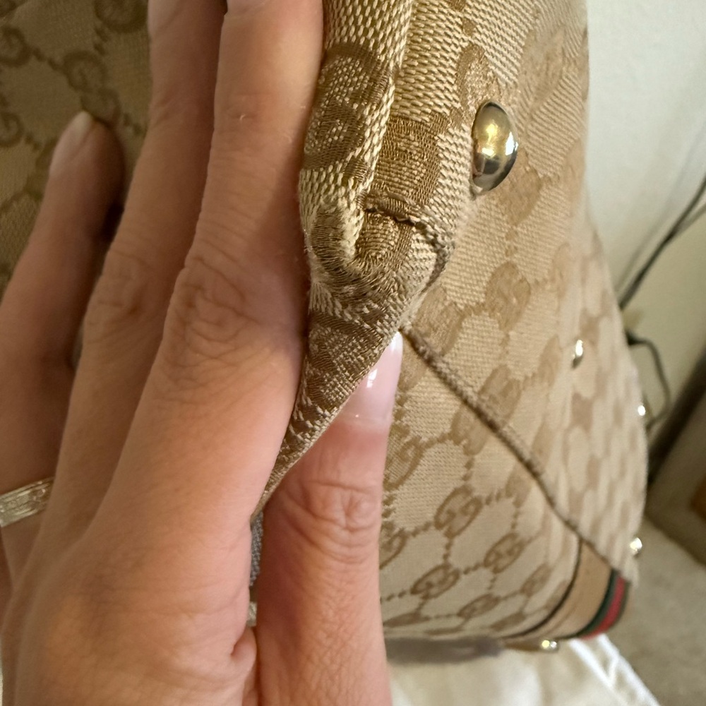 gucci hobo shoulder bag. - Picture 6 of 16